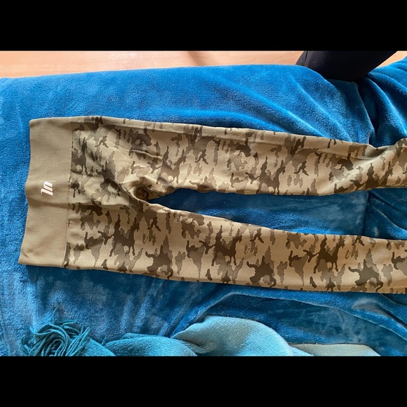 Xs muscle nation gym leggings women’s - Picture 3 of 3